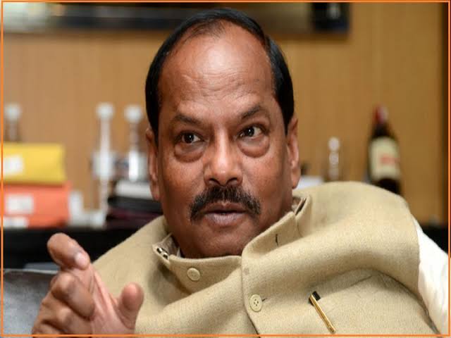 मोरहाबादी महाजुटान पर रघुवर दास का हमला, बोले- परिसीमन के नाम पर कांग्रेस कर रही वोट बैंक की राजनीति 1 | Rashtra Samarpan News images | Rashtra Samarpan News